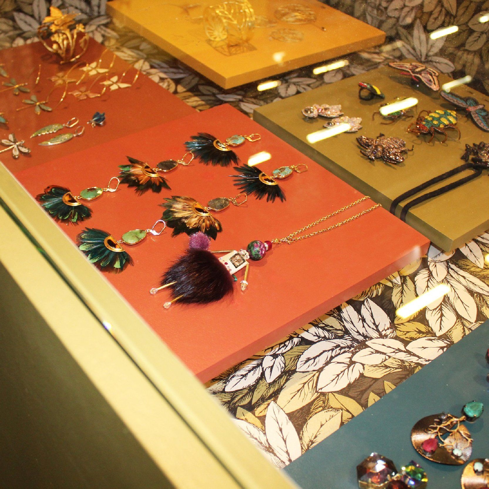 Jewelry doll pendant "Purple Lady" at BIJORHCA Paris in the Trend Zone