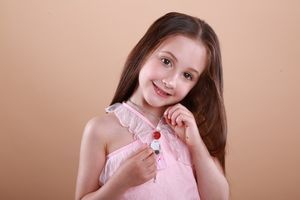 Jewelry for a Girl: How to Choose the Perfect Gift for a Little Princess