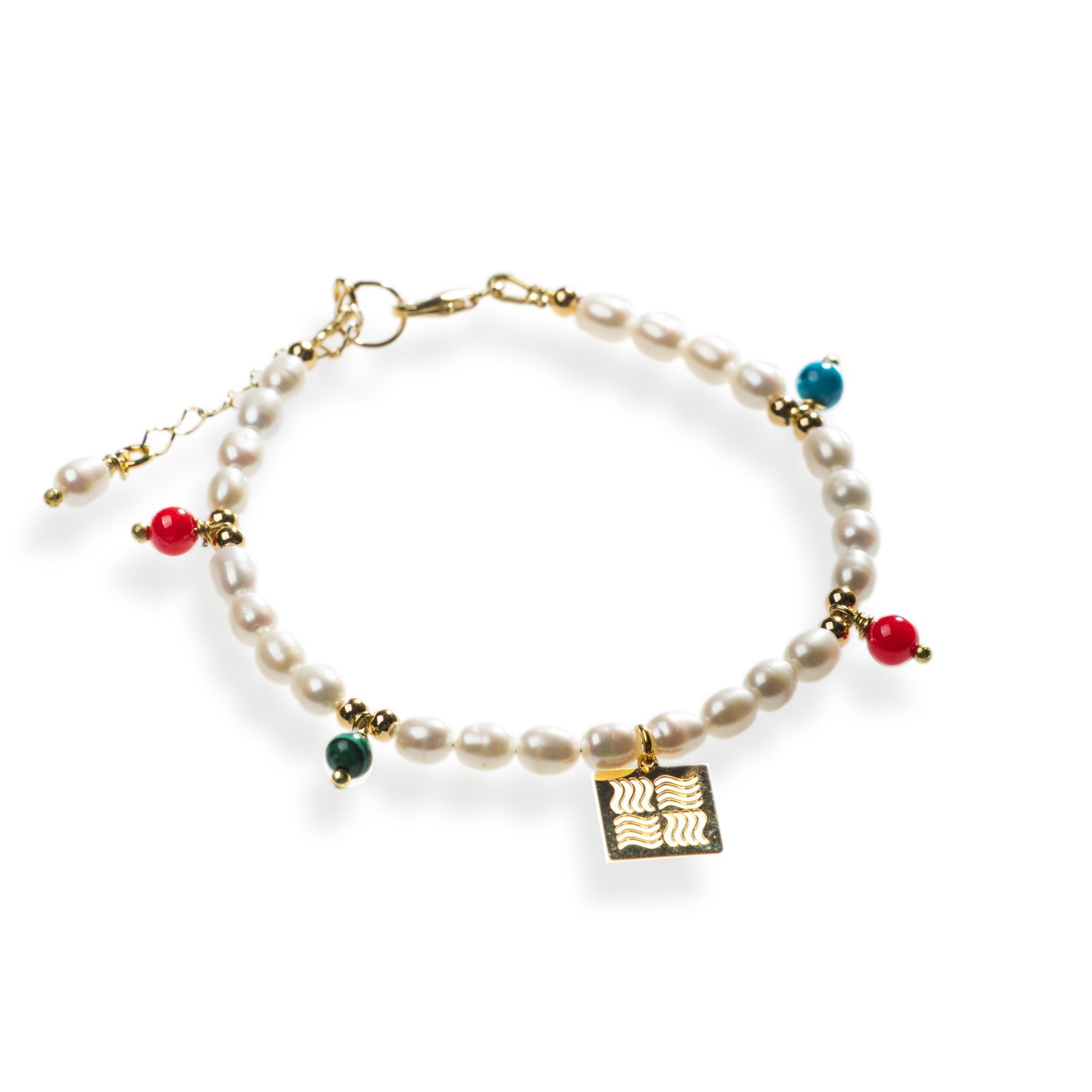 Pearl bracelet with gems and a gold-plated branded pendant.