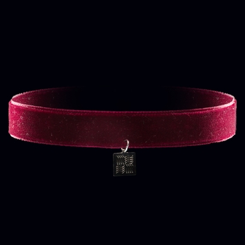 Collar gargantilla de la colección "Seis Gatos"