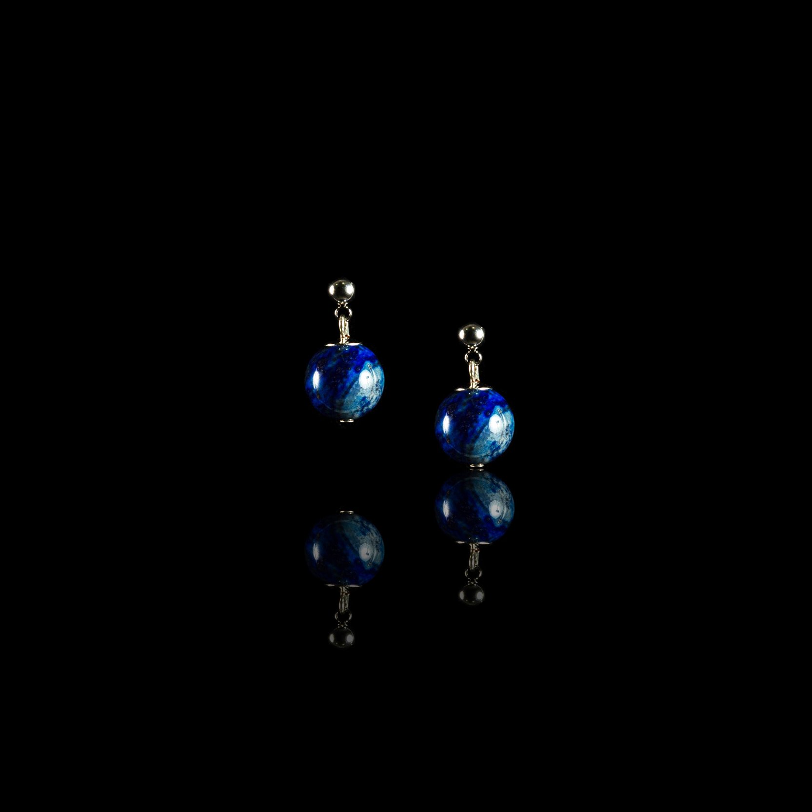 Earring with lapis lazuli BLACK & WHITE collection