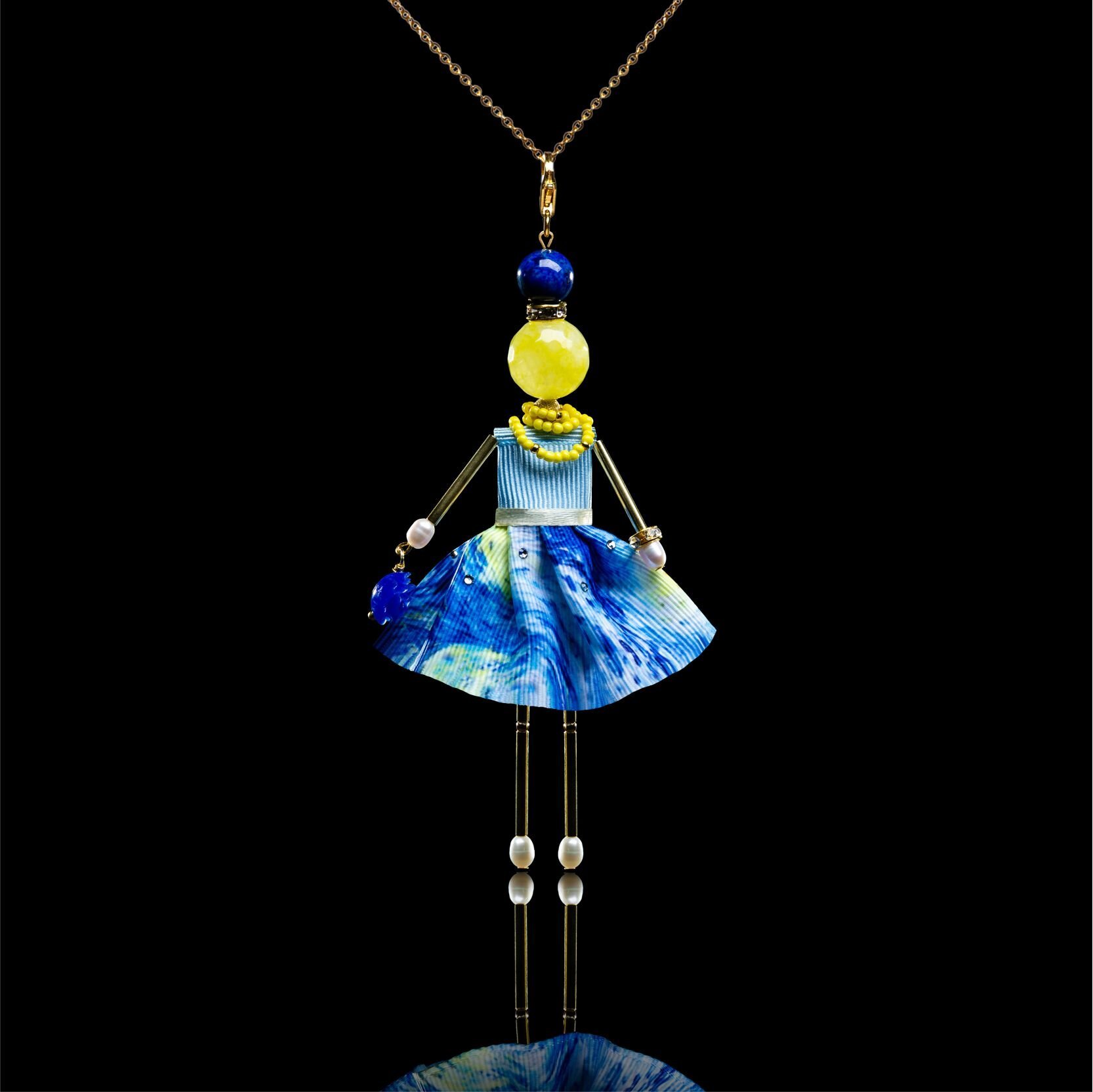 Куколка-подвеска с желтым агатом по мотивам картины «Звездное небо» Ван Гога
