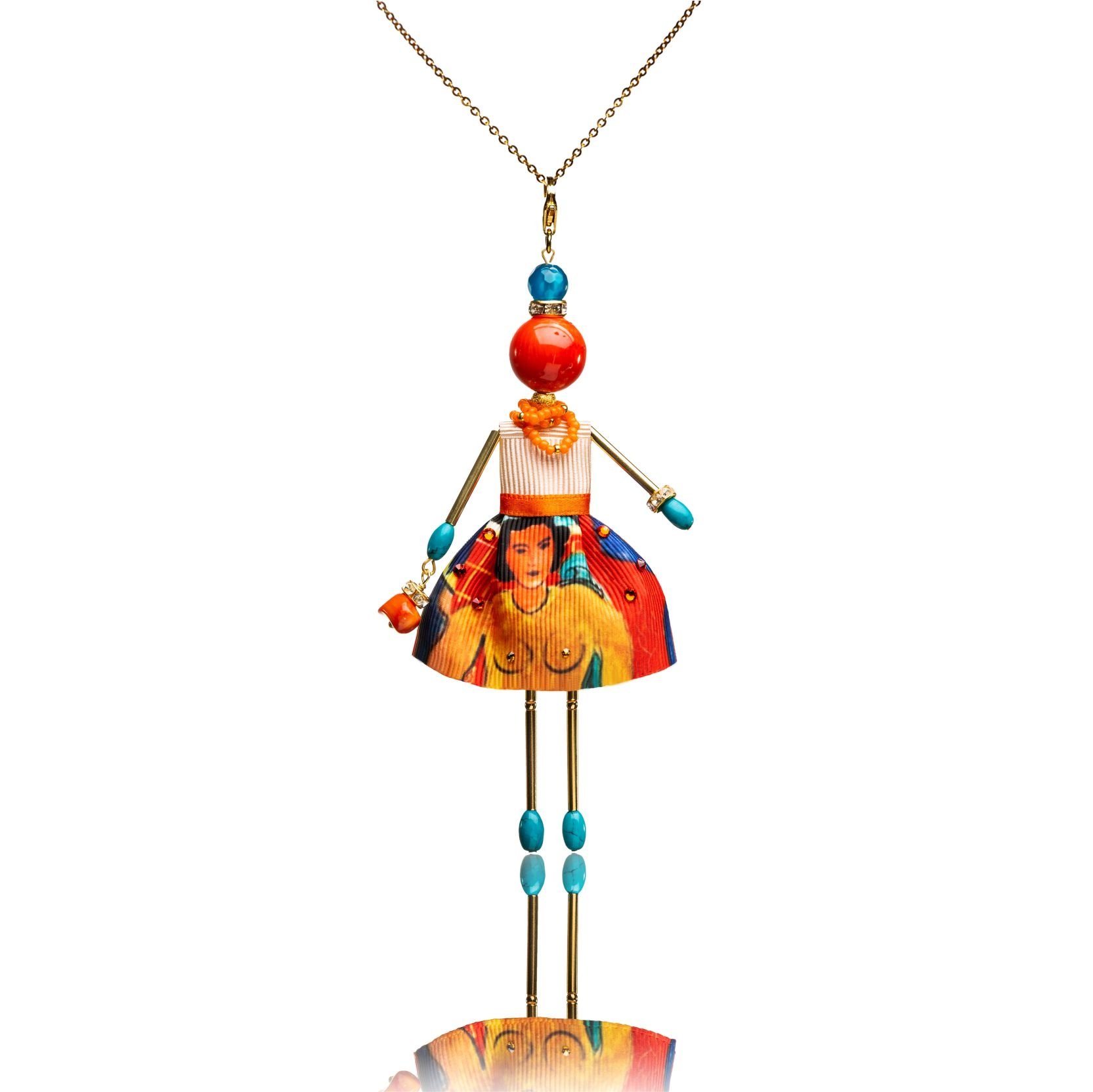 Muñeca-colgante con coral naranja basado en el cuadro de Henri Matisse "Música"