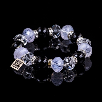 Crystal bracelet with black agates