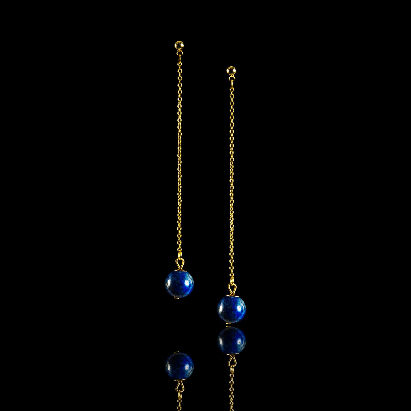 Earrings on a gold-plated chain with lapis lazuli