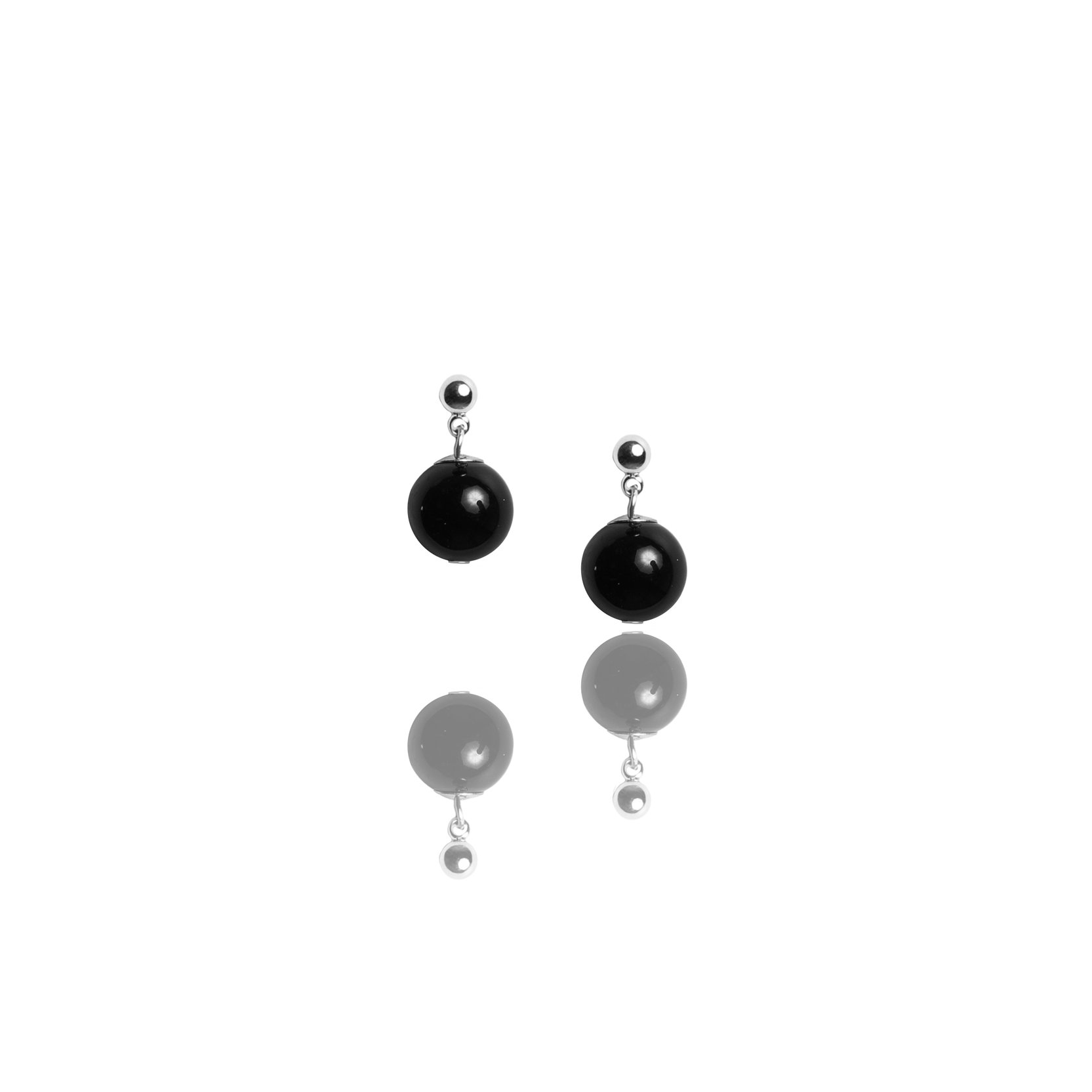 Stud earrings with black agates