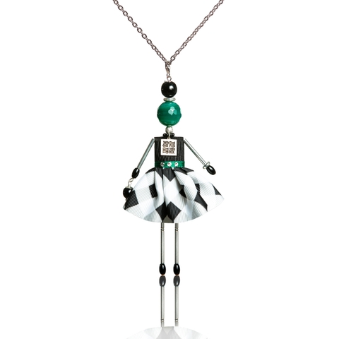 Attractive pendant doll with green agate