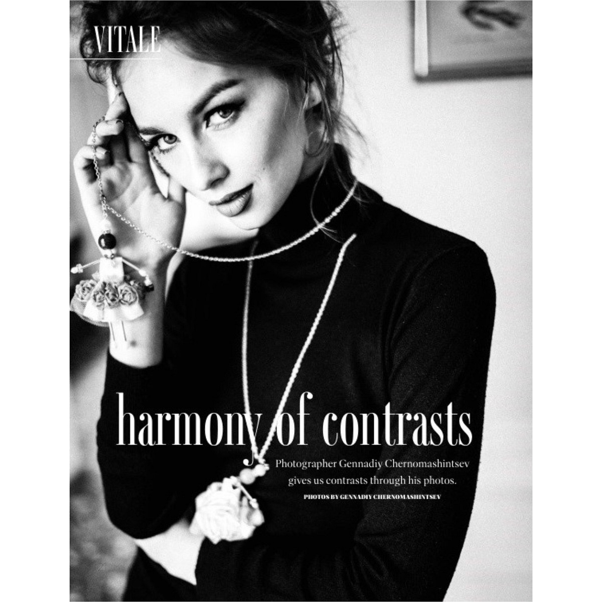Joyas de marca SARANA® de la colección «Un día de fiesta» — muñecas colgante de joyería en la revista estadounidense VITALE